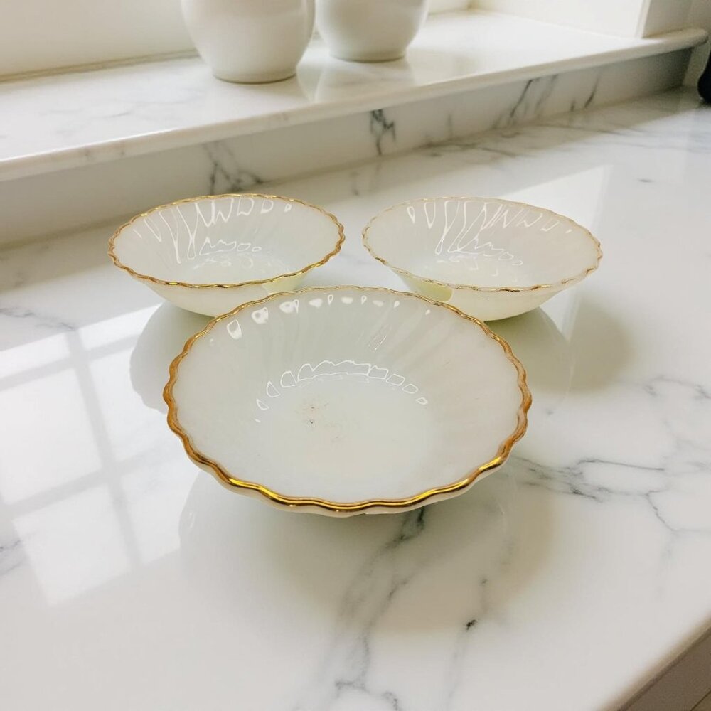 vintage 1960s anchor hocking set of 3 surburbia milk glass white with gold trim